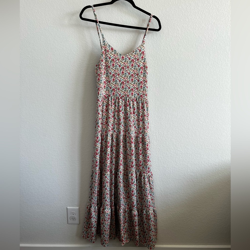 Floral tiered maxi dress Large